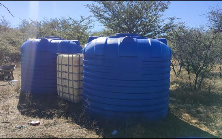 Fue asegurad un contenedor de mil litros al 80 por ciento de su capacidad. ESPECIAL/ Fiscalía General de la República