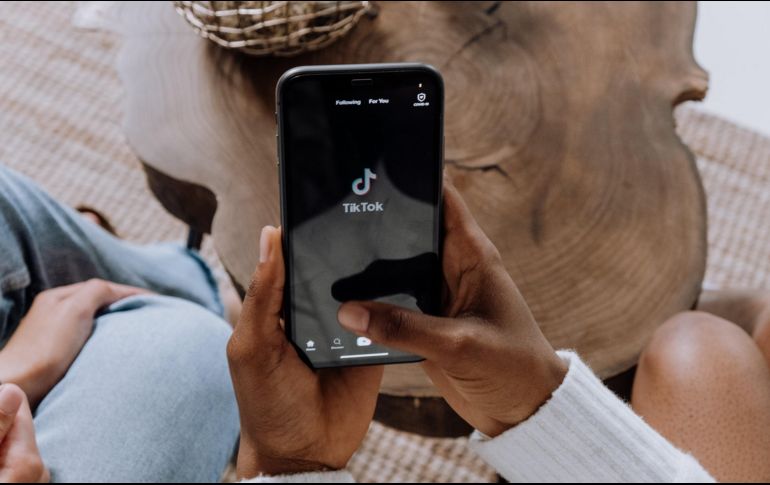 Una de las opciones para buscar consejos y referencias pueden ser las redes sociales. Pexels