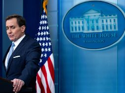 John Kirby, uno de los portavoces de la Casa Blanca, afirmó que han parado la ayuda que estaban dando a Ucrania. EFE/ J. NIKHINSON.