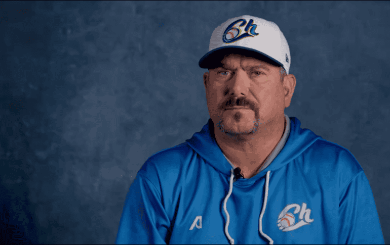 En la organización blanquiazul quieren a Gil para todo el año. ESPECIAL/ X: Charros de Jalisco