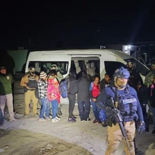 Elementos del Ejército Mexicano rescatan a 61 migrantes en Reynosa, Tamaulipas