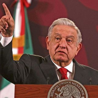 AMLO exhibe convenio entre PRI y PAN para elección en Coahuila