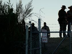 El gobernador de Texas mencionó que no le estaban disparando a los migrantes porque podrían recibir demandas del estado por 