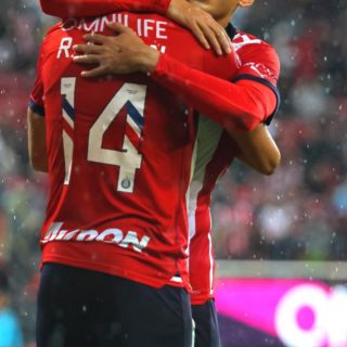 ¿Por "Chicharito"? Chivas libera el dorsal 14