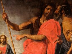 «Estaba Juan el Bautista con dos de sus discípulos, y fijando los ojos en Jesús, que pasaba, dijo: 