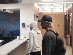 Cade Cowell en su llegada para los exámenes médicos. ESPECIAL