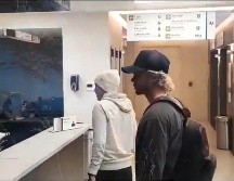 Cade Cowell en su llegada para los exámenes médicos. ESPECIAL