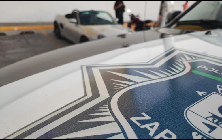 Se trataba de un Porsche Boxster, en color gris, modelo 2003, el cual tenía un requerimiento por parte de la Fiscalía Regional, por lo tanto fueron alertados los policías de Zapopan, adscritos al Operativo Jaguar. CORTESÍA