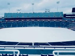 El Estadio Highmark, casa de los Bills, ha estado cubierto de nieve todo el fin de semana. ESPECIAL