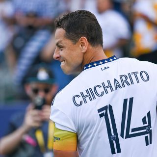 Chivas ya hace jerseys con el nombre de "Chicharito"¿Cuánto cuesta?