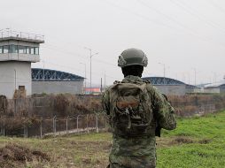 De acuerdo al balance del Ejecutivo, en estos seis días ha habido trece atentados a infraestructuras públicas y privadas y once a establecimientos policiales. EFE / C. DURÁN