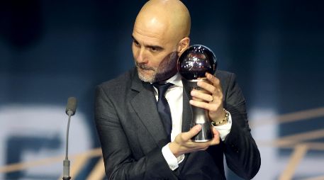 El entrenador español es reconocido por su gran temporada con el Manchester City. EFE/Neil Hall