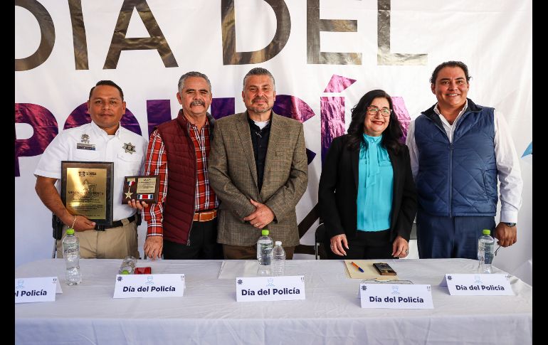 Las autoridades entregaron diplomas, estímulos y medallas a aquellos elementos de la Comisaría de Seguridad Pública destacados por su perseverancia, eficiencia, mérito y valor. EL INFORMADOR / H. Figueroa