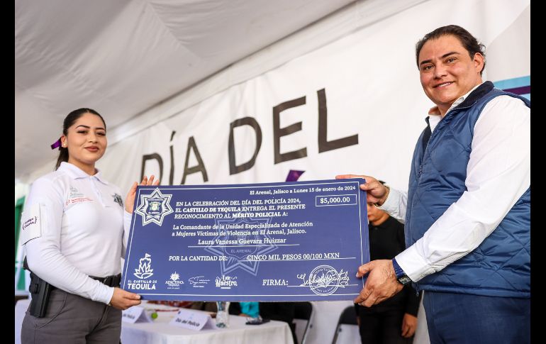 Las autoridades entregaron diplomas, estímulos y medallas a aquellos elementos de la Comisaría de Seguridad Pública destacados por su perseverancia, eficiencia, mérito y valor. EL INFORMADOR / H. Figueroa