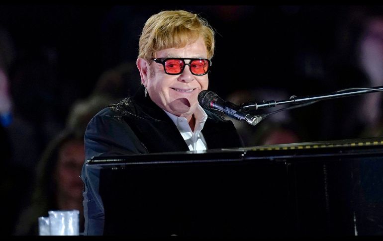 Tras ganar el Emmy esta noche por su especial en Disney+, Elton John se ha convertido en un artista EGOT. AP/ Susan Walsh