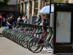 La policía recibió un reporte sobre un hombre que presuntamente robaba los asientos de las bicicletas. EL INFORMADOR/ ARCHIVO.