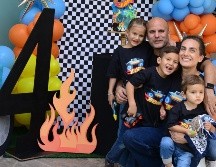 María Navarro, Carlos Navarro, Karla Sáenz, Íñigo Navarro y Lorenzo  Navarro. GENTE BIEN JALISCO/ Marifer Rached