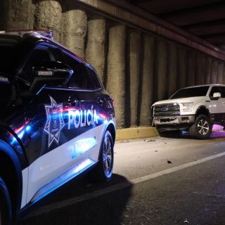 Robo de camioneta desata persecución con balacera en Zapopan