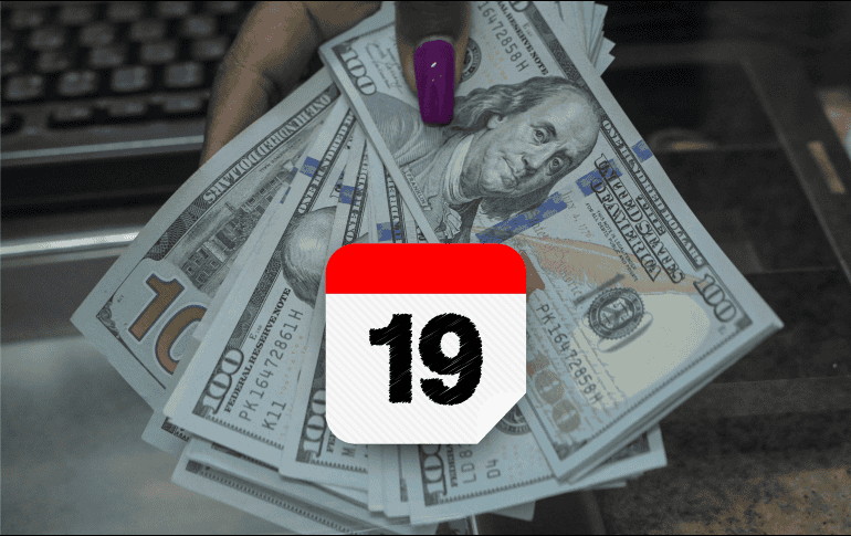 De acuerdo con un reporte del medio Bloomberg, el dólar comenzó la jornada de hoy por arriba de los 17 pesos. AFP / ARCHIVO