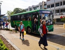 Las Rutas C67-Rojo y C67-Verde (171 Roja y 171 Verde), estarán sobre Ramón Corona, entre Colegiales y L. Valle. EL INFORMADOR/A.NAVARRO