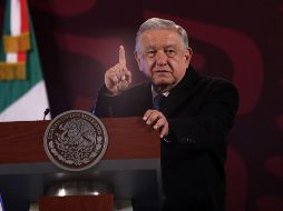 Según Andrés Manuel López Obrador, el proyecto para el tren de pasajeros México-Querétaro ayudará a liberar la carretera que conecta a ambas entidades, que ya está saturada. SUN / ARCHIVO