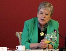 ALICIA BÁRCENA, secretaria de Relaciones Exteriores. El armamento de EU de grado militar, que integrantes de los cárteles han exhibido en publicaciones, plantea un desafío especial para las fuerzas armadas mexicanas. SUN / ARCHIVO