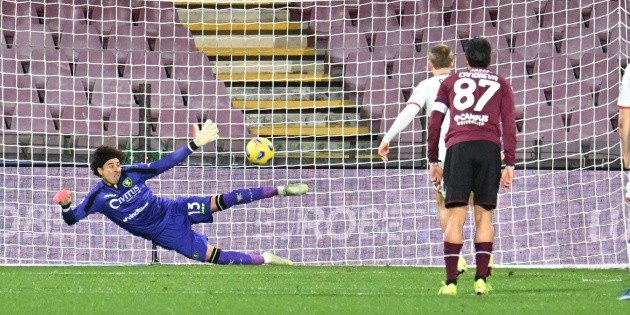 Ochoa: T&eacute;cnico de la Salernitana culpa al mexicano por la derrota: "No tuvo ninguna parada"