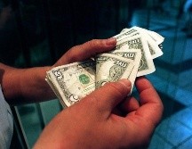 En la sesión overnight, el tipo de cambio presentó volatilidad con sesgo alcista afectado por una tendencia al alza del dólar. SUN / ARCHIVO