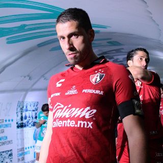 Será un honor enfrentarnos a "Chícharo" y Guardado: Martín Nervo