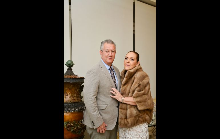 José Luis Villaseñor y Claudia García de Villaseñor. GENTE BIEN JALISCO/ Marifer Rached