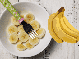 Ahora bien, aunque como toda fruta o verdura, el plátano es un alimento saludable, debe tomarse en cuenta que todo exceso puede causar efectos desfavorables a la salud. CANVA