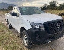 Elementos dela SEDENA dieron con cinco vehículos que contenían varios objetos ilegales. ESPECIAL / FISCALÍA GENERAL DE LA REPÚBLICA