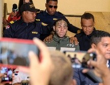 El polémico cantante salió en libertad condicional. AP/R. Hernández