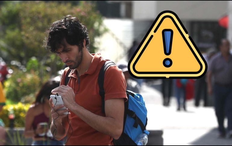 No utilices audífonos en tus traslados. Y si lo haces, asegúrate de poder escuchar a tu alrededor. EL INFORMADOR / ARCHIVO