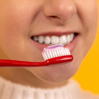 ¡Mejora tu sonrisa! Con estos trucos podrás blanquearla