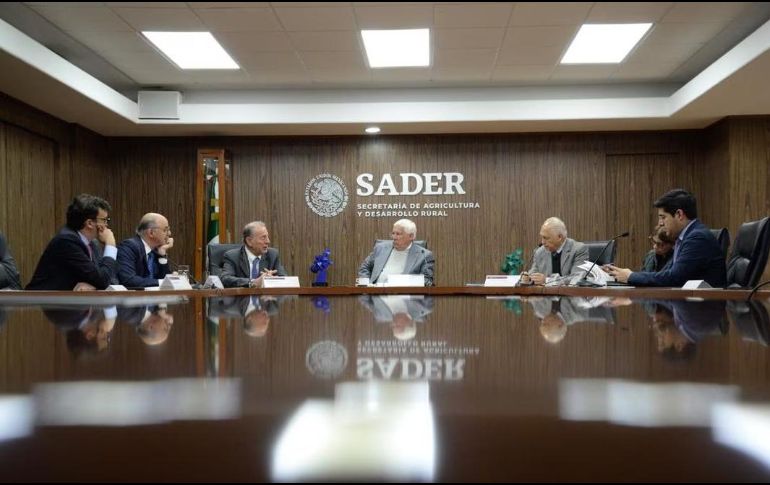 También se advirtió que la dependencia no cumplió con los principios de congruencia y exhaustividad, pues su respuesta no guarda relación estricta con el requerimiento. ESPECIAL / SADER