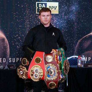 Canelo Álvarez vs Jaime Munguía: De la Hoya revela posible fecha para la pelea