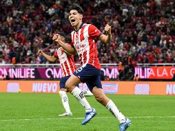 Chivas se muestra de buen ánimo, pero acumula 3 puntos en lo que va del certamen. IMAGO7