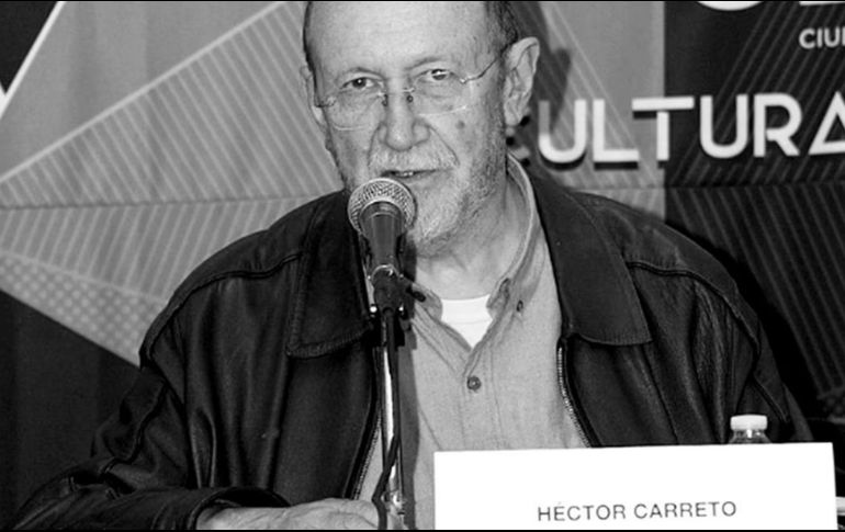 Héctor Carreto (Ciudad de México, 1953), quién en 2002 recibió el Premio de Poesía Aguascalientes en 2002 por 