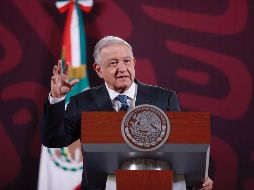 El Presidente López Obrador cuestionó la ausencia de pruebas de esas afirmaciones y aprovechó para enviar un mensaje al gobierno de Estados Unidos. EFE / S. Gutiérrez
