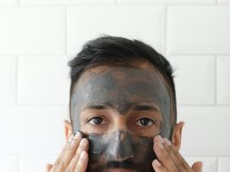 Este tipo de mascarillas naturales tienen un efecto antiinflamatorio. UNSPLASH / S. Shakil