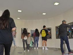 Los servicios bancarios se restablecerán el día martes 06 de febrero. EL INFORMADOR/ Archivo