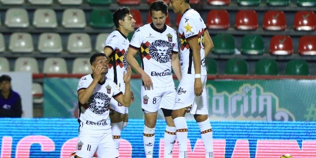 Leones Negros vence por la m&iacute;nima a Mineros
