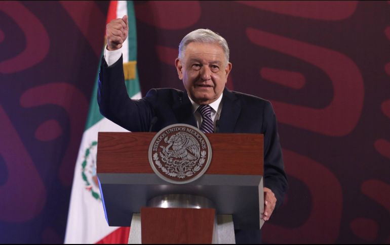 AMLO presentó el paquete de reformas constitucionales en materia indígena, salarial, educación, salud, electoral, al Poder Judicial, entre otras. SUN / C. MEJÍA