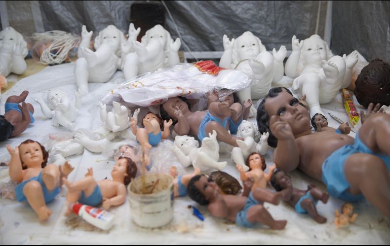 Vestir al Niño Dios es una importante tradición. SUN/ARCHIVO