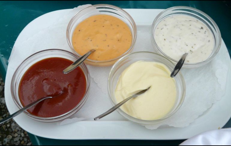 La Profeco señala que en el mercado se venden productos engañosos que se ofrecen como mayonesa, pero en realidad son aderezos. ESPECIAL / Imagen de Hans en Pixabay