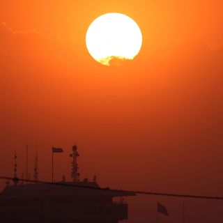 Poderosa milicia de Irak afirma que responderá a bombardeos de represalia de EU