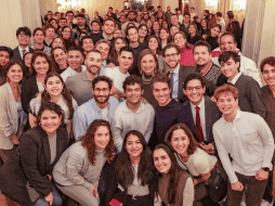 Estudiantes mexicanos y jóvenes que trabajan en Nueva York le han comentado sus ganas de regresar a México para aplicar sus conocimientos. X/@XochitlGalvez