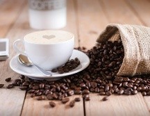 El café es fundamental en la vida de muchas personas. ESPECIAL/ Foto de Mike Kenneally en Unsplash