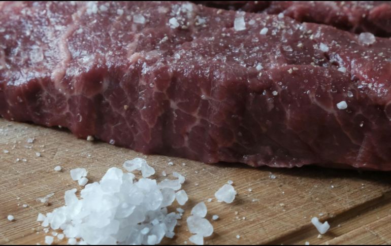 Ningún alimento es malo por sí mismo, sin embargo, hay algunos que deben limitarse. ESPECIAL/ Foto de Studio Crevettes en Unsplash